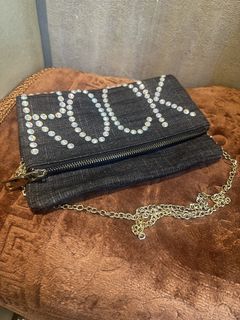 (Category: ) located in . Submitted by the_reloved_edit (Listing ID 1460323173, Image 1). Description: .