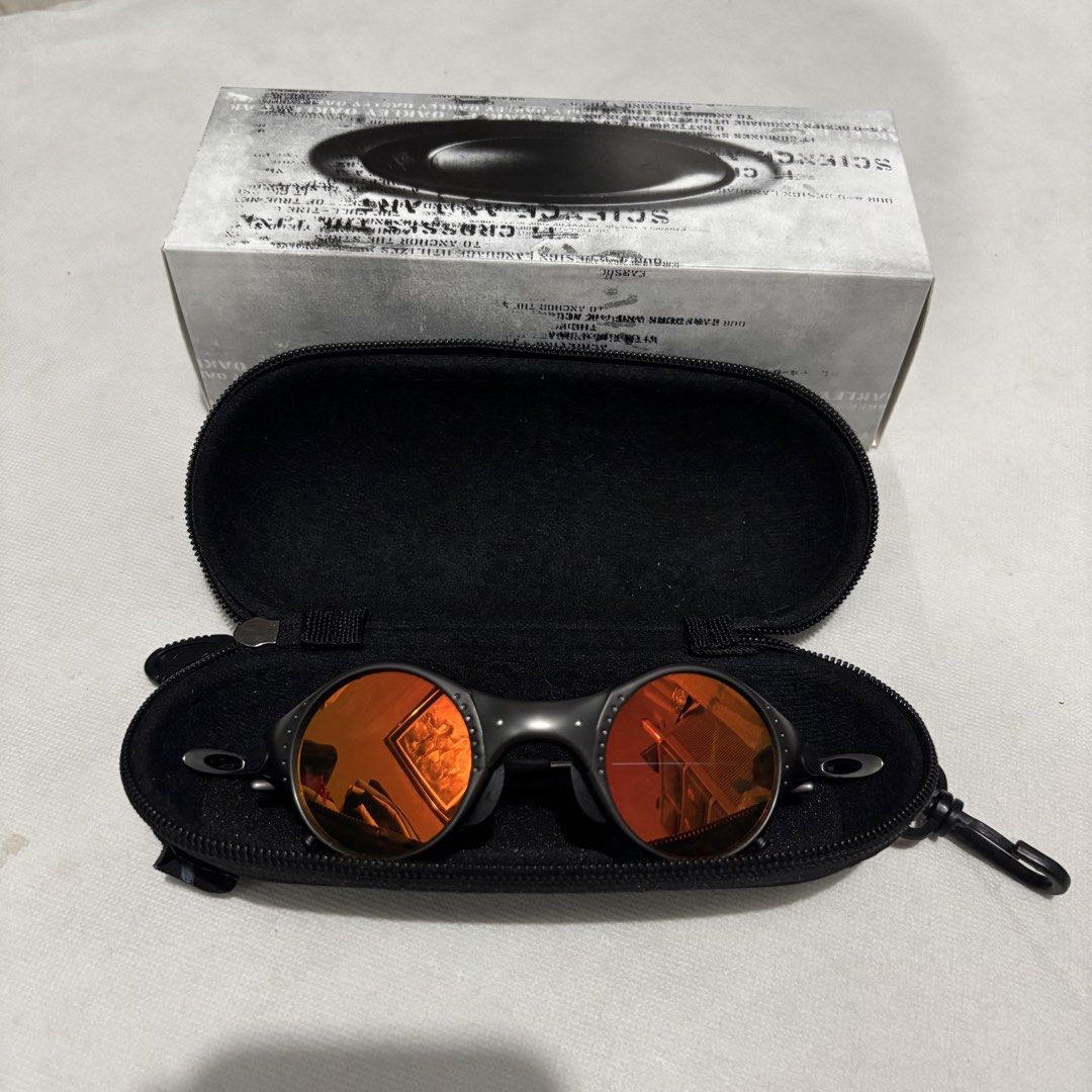Oakley Mars X Metal Sunglasses (Category: Sunglasses & Eyewear) located in Cavite. Submitted by thrift.ni.jus (Listing ID 1460481715, Image 1). Description: .