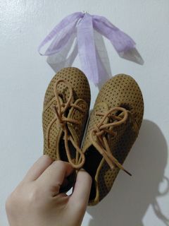 (Category: ) located in . Submitted by wornwardrobe (Listing ID 1460398210, Image 1). Description: .