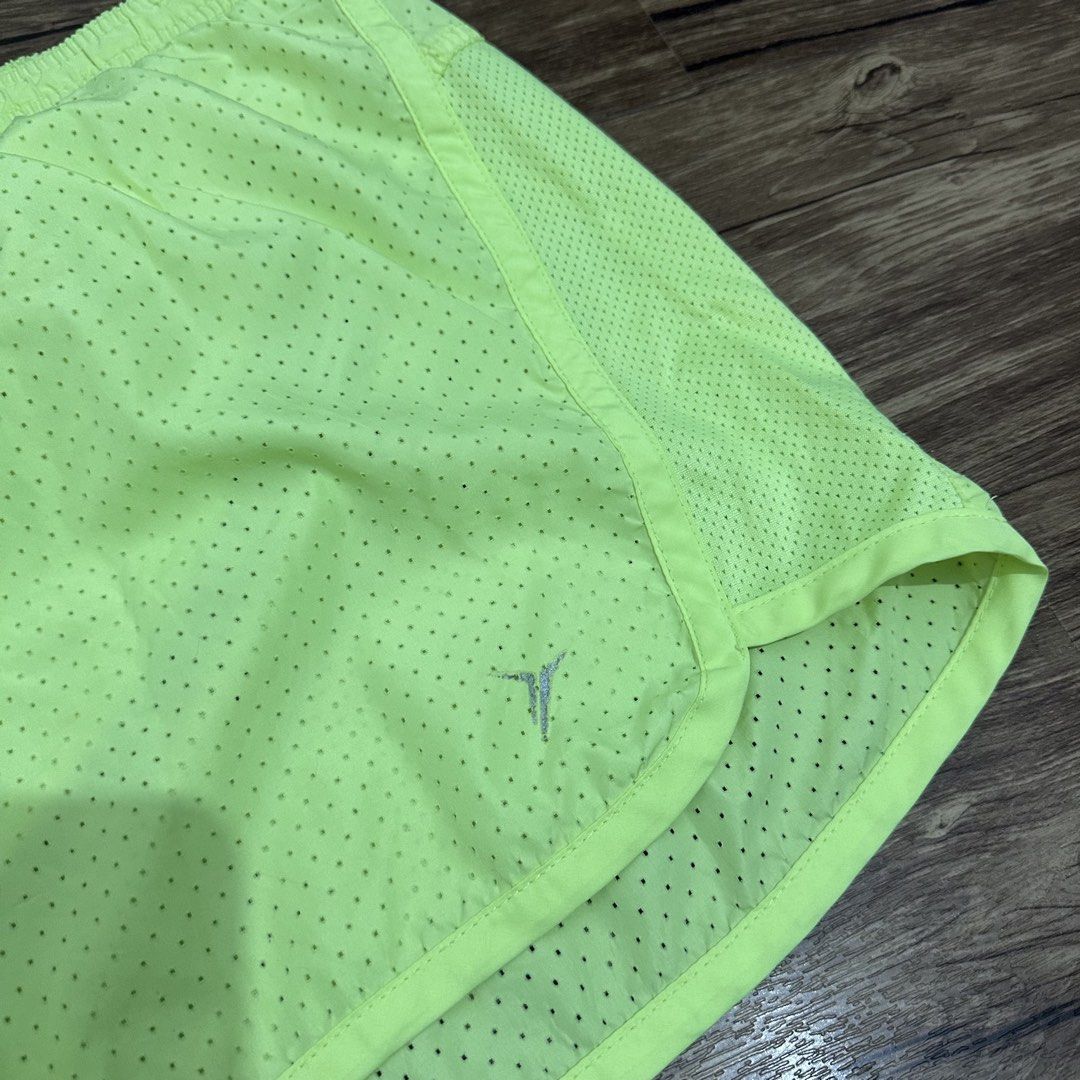 Old navy swim/ jog shorts (Category: Shorts) located in Bulacan. Submitted by itemsbyjj (Listing ID 1460441579, Image 2). Description: .