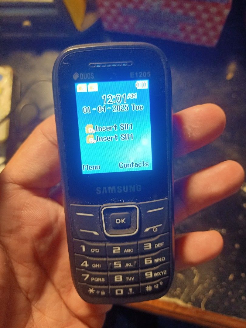 OLD PHONE PAMATO MO!!! (Category: Early Generation Mobile Phones) located in Caloocan City. Submitted by ryanpaulpalomado12 (Listing ID 1460385936, Image 3). Description: +FOR SALE+ P1,500 TAKE ALL PANG BACK UP PHONE MO OLD SCHOOL PHONE MY PHONE & SAMSUNG SAME WORKING BOTH PANG CALL & TEXT WITH CHARGER & TINTOY LATA SMART CASE LOCATION : BAGONG BARRIO . CALOOCAN SOUTH📌 🤙🤙🤙.
