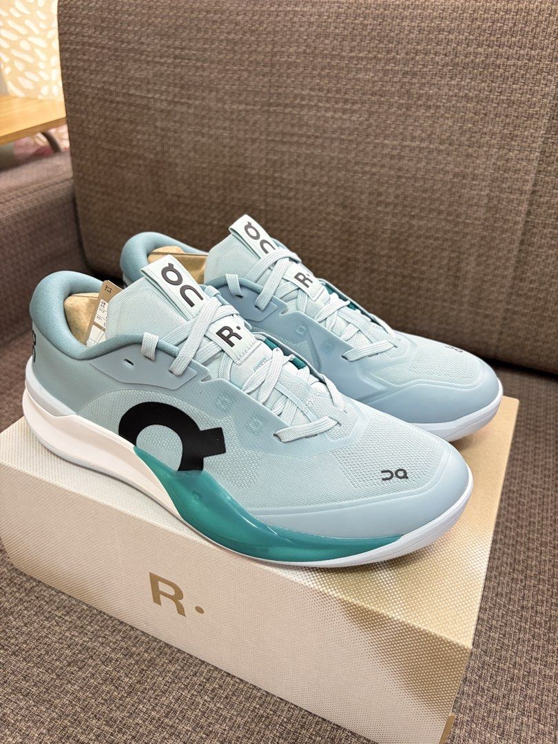 On Cloud Roger Pro 3 Neem (Category: Sneakers) located in Pasig City. Submitted by chamoisee (Listing ID 1460376408, Image 2). Description: On Cloud Roger Pro 3 Neem Japan release size available: 9 M 9.5 M other sizes available for pre order DM FOR FASTER TRANSACTION 📩.