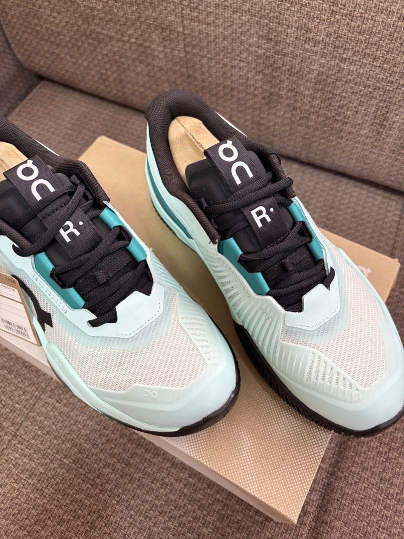 On Cloud roger pro fire flurry celeste (Category: Sneakers) located in Pasig City. Submitted by chamoisee (Listing ID 1460375180, Image 3). Description: On Cloud Roger Pro Fire Flurry Celeste Japan release size available: 8.5 M 9.5 M 10 M other sizes available for pre order DM FOR FASTER TRANSACTION 📩.