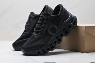 (Category: ) located in . Submitted by factory.shoes.outlet (Listing ID 1460308634, Image 1). Description: .
