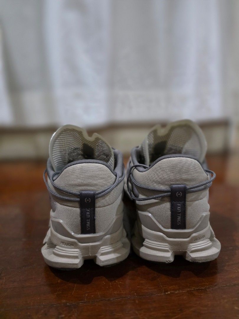 On Clouds x "FKA Twigs" (Category: Sneakers) located in Quezon City. Submitted by sec0nd.st0ry (Listing ID 1460401374, Image 3). Description: - color: Desert - FKA Twigs collaboration - Breathable mesh upper with suede accents - Distinctive lacing system - Cushioned and supportive chunky sole - Ideal for running and everyday style - US W7.5/ EU 38.5/ UK 5.5/ JP 24.5.