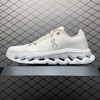 (Category: ) located in . Submitted by lovely_shoes (Listing ID 1460330645, Image 1). Description: .