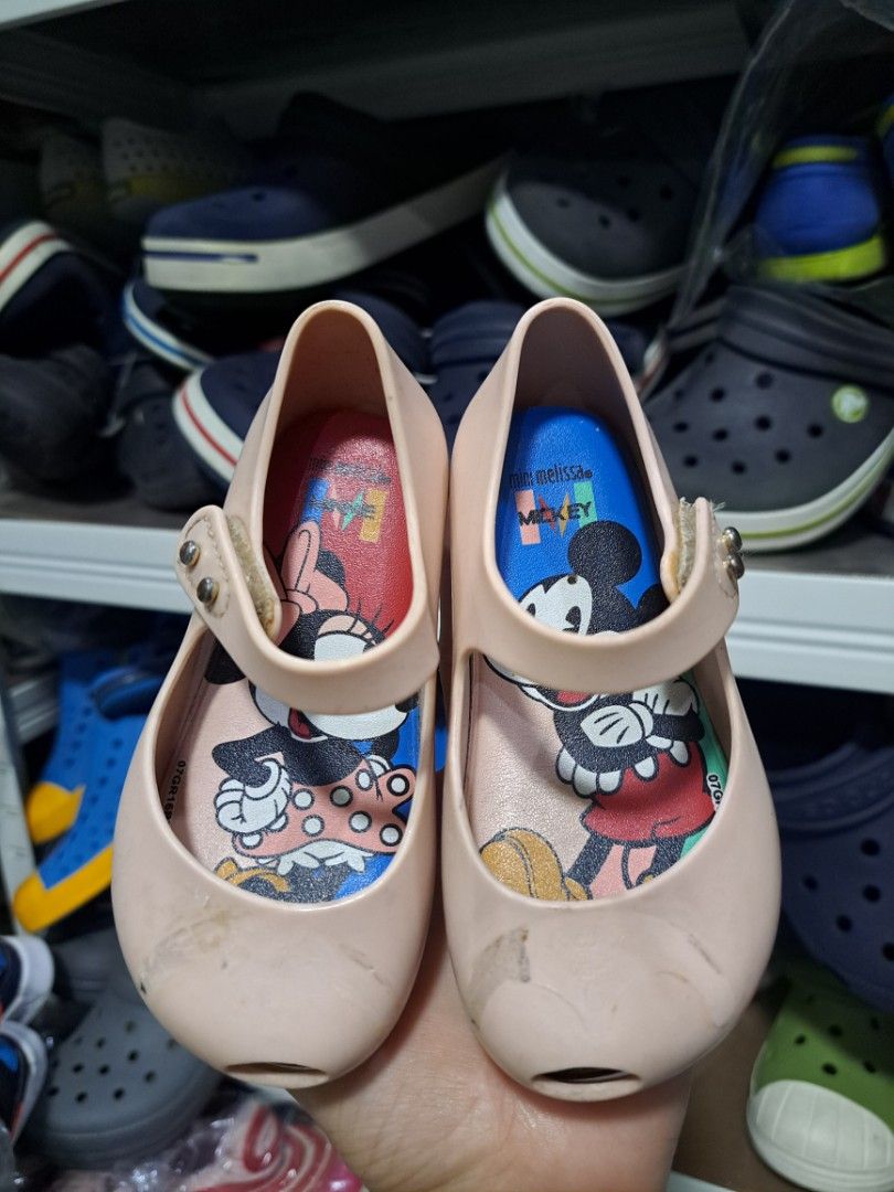 ORIGINAL MINI MELISSA FOR KID (Category: Babies & Kids Fashion) located in Quezon City. Submitted by kimlynandaya (Listing ID 1460444463, Image 1). Description: ORIGINAL MINI MELISSA FOR KID US:6 EUR:21 CM:12½.