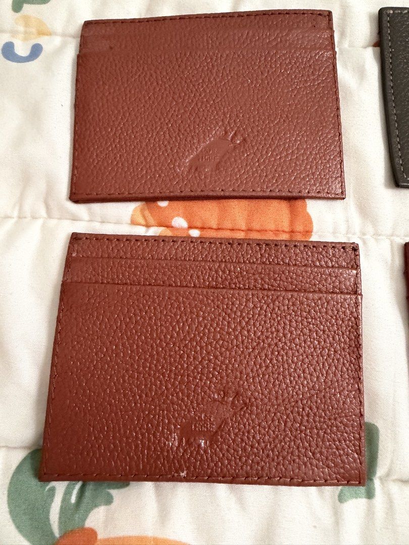 Our Tribe Cardholder (Category: Wallets & Card holders) located in Makati City. Submitted by crizhazel (Listing ID 1460349392, Image 2). Description: Brand mew and original Pwed pang gift no any issue.