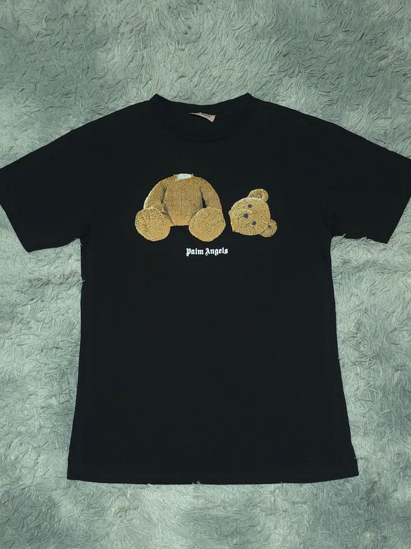 Palm Angels (Category: Tshirts & Polo Shirts ) located in Abulug. Submitted by humanwhosellthings (Listing ID 1460436355, Image 1). Description: PALM ANGELS ✅️Size: Medium ✅️Dimes: 19.5 x 28L ✅Condition: Excellent ✅Issue: None ✅Color Rate: 9.5/10.