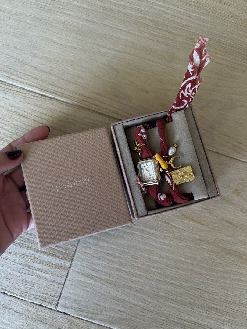 PARFOIS WATCH WITH FABRIC STRAP & CHARMS (Category: Women's Watches) located in Butuan. Submitted by preownedbykath (Listing ID 1460433450, Image 2). Description: .