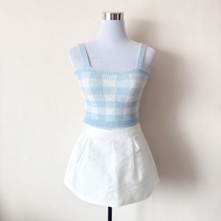 (Category: ) located in . Submitted by rosywardrobe (Listing ID 1460398638, Image 1). Description: .