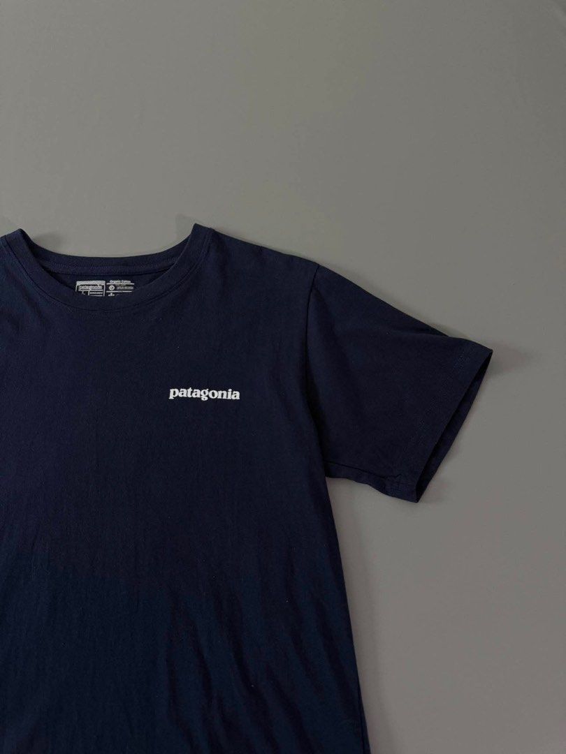 PATAGONIA (Category: Tshirts & Polo Shirts ) located in Guagua. Submitted by sweetboyy (Listing ID 1460425809, Image 3). Description: PATAGONIA EXCELLENT CONDITION / NO ISSUE SIZE LARGE ON TAG (WOMENS) / DIMES L25 W19.5.