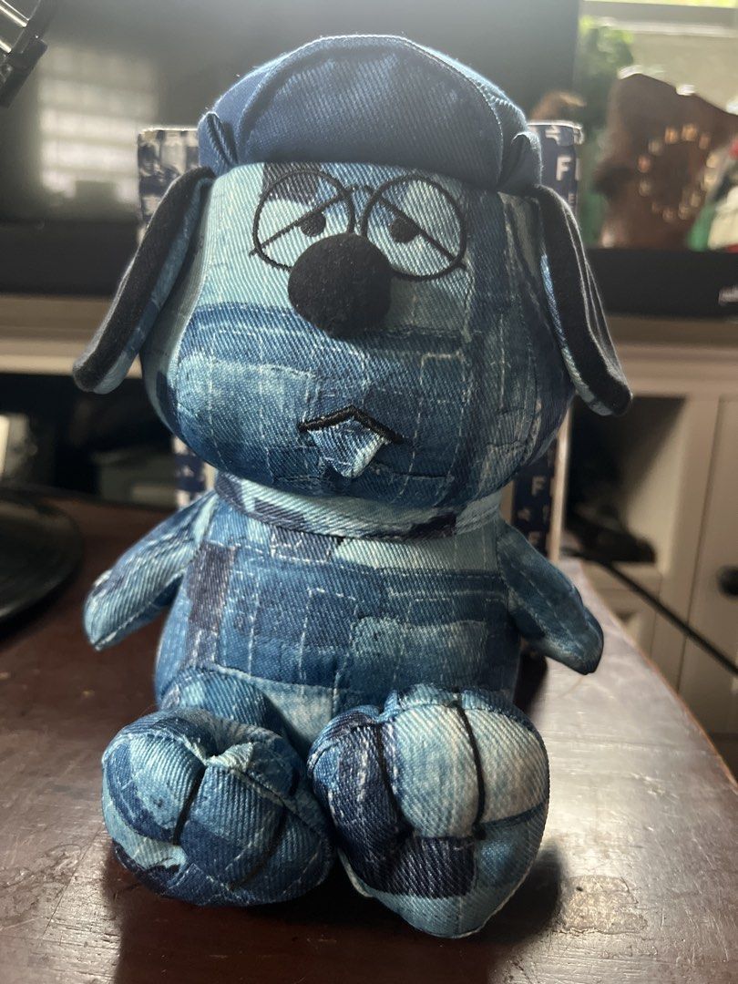 Peanuts for FDMTL Olaf Snoopy brother denim plush (Category: Plushies & Soft Toys) located in Las Pinas. Submitted by marblestoys (Listing ID 1460396349, Image 2). Description: Box condition 7/10 Plush 10/10 like new Payment via bpi / bdo / gcash / PayPal Pay as you order Shipping fee shouldered by buyer Via flash / j&t / LBC/ Grab / lalamove Meet up: BFRV Las Piñas Crossposted Please contact for item availability .