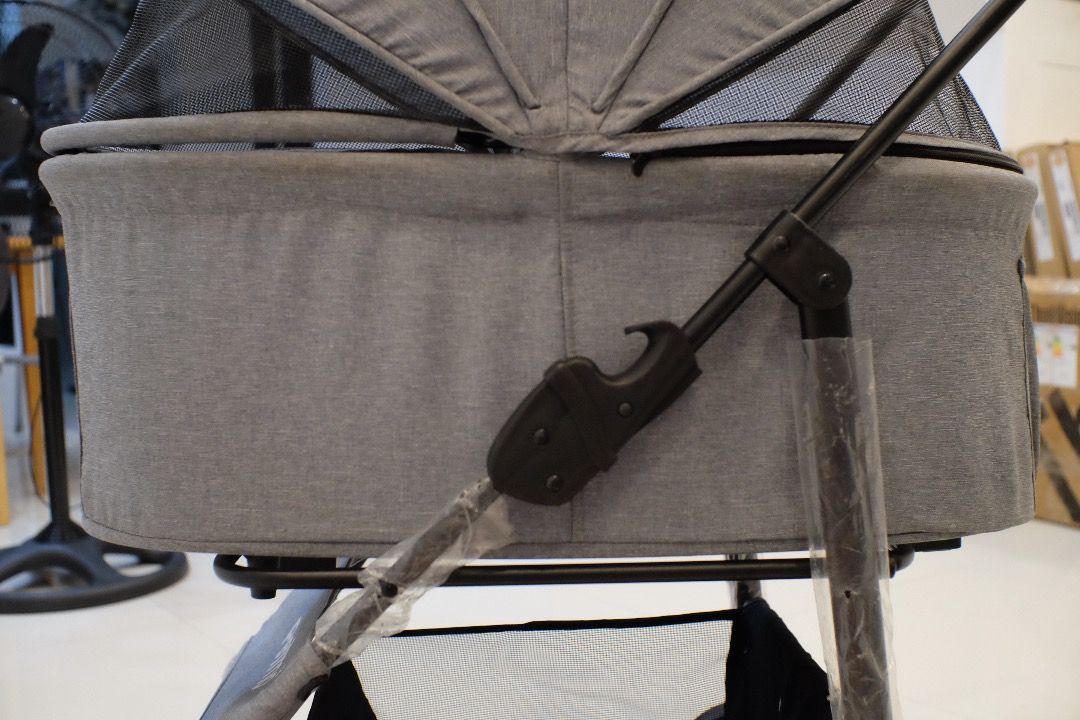 Petmo Pet Stroller - Grey (Category: Homes & Other Pet Accessories) located in Caloocan City. Submitted by marodeguzm20871 (Listing ID 1460458163, Image 3). Description: Grey Petmo Pet Stroller - Perfect for multiple small dogs or cats - Features mesh windows for excellent ventilation - Convenient storage basket underneath - Easy to fold and transport - Bought last Feb 2026 RFS: My senior shih tzu has recently passed and we couldn't use the strol