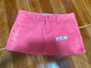 (Category: ) located in . Submitted by airamef28.closet (Listing ID 1460416390, Image 1). Description: .