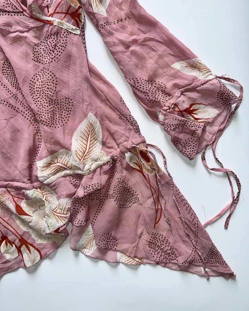 pink floral fairy top (Category: Others Tops) located in Lipa City. Submitted by mayumi.vtg (Listing ID 1460367173, Image 3). Description: ❀ fits s-m | bust: up to 36in ❀ w/ drawstring on waist & wrist.