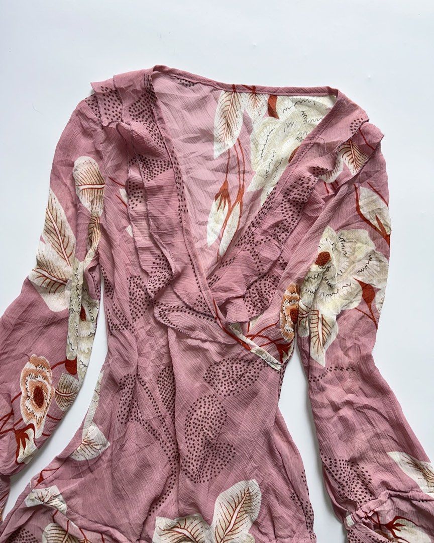 pink floral fairy top (Category: Others Tops) located in Lipa City. Submitted by mayumi.vtg (Listing ID 1460367173, Image 2). Description: ❀ fits s-m | bust: up to 36in ❀ w/ drawstring on waist & wrist.