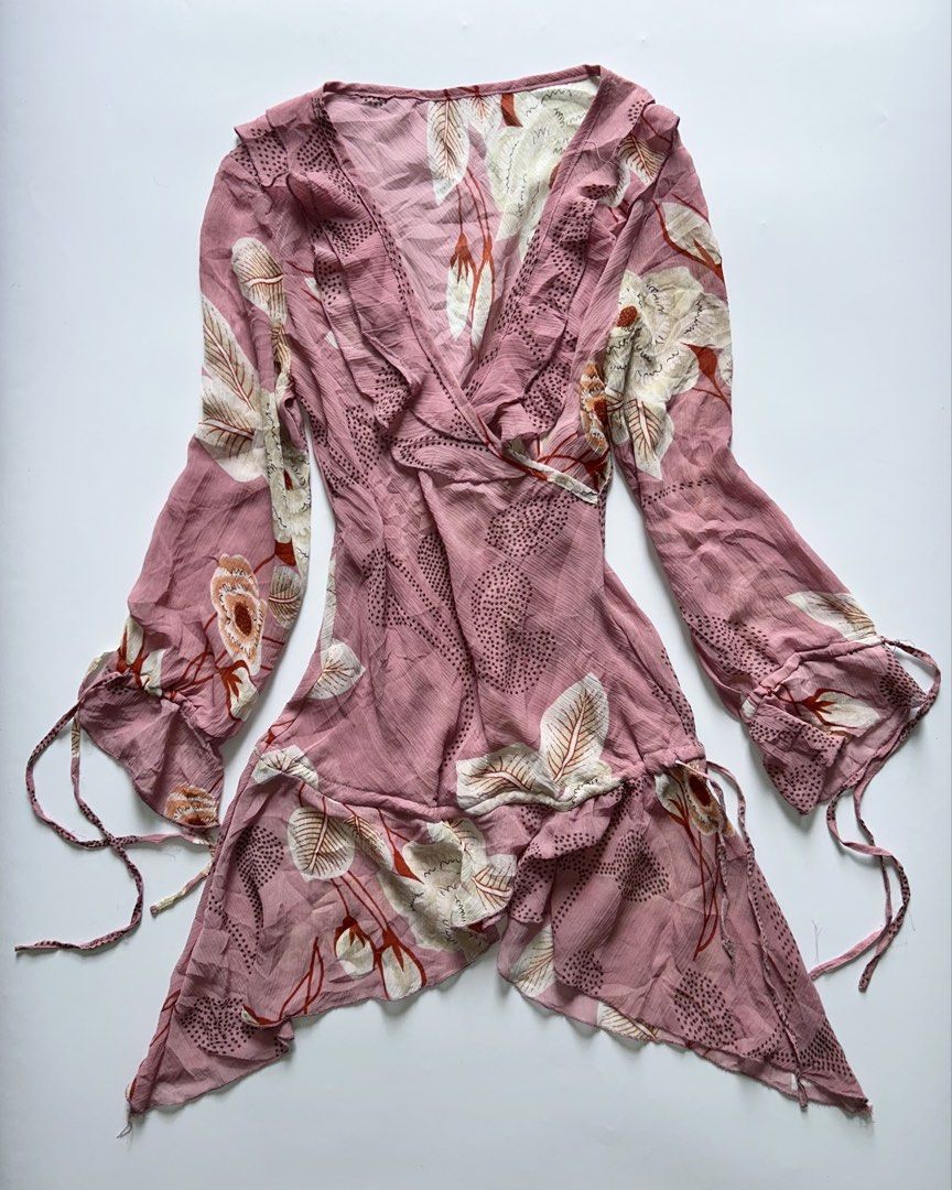 pink floral fairy top (Category: Others Tops) located in Lipa City. Submitted by mayumi.vtg (Listing ID 1460367173, Image 1). Description: ❀ fits s-m | bust: up to 36in ❀ w/ drawstring on waist & wrist.