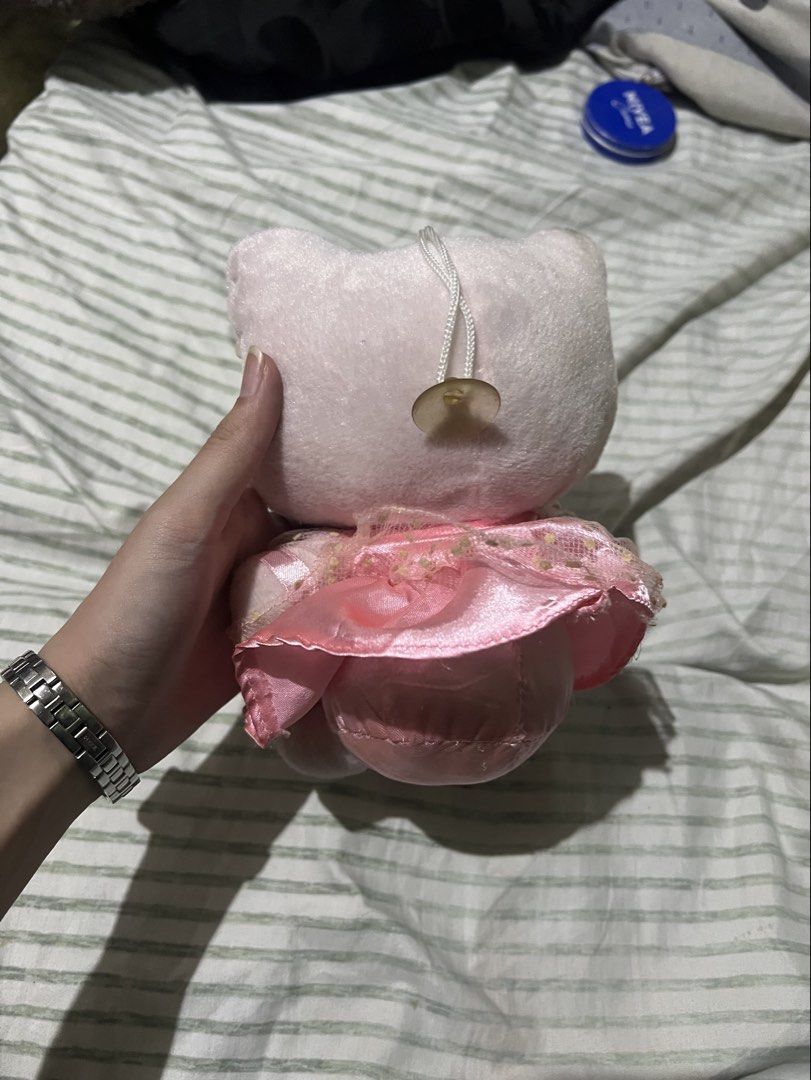 Pink Hello Kitty Toys (Category: Kids Toys) located in Manila. Submitted by erickalago (Listing ID 1460488912, Image 2). Description: loc: Manila.