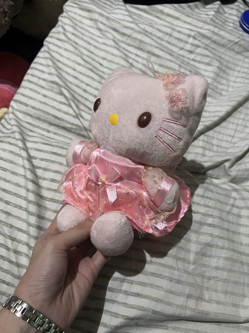 Pink Hello Kitty Toys (Category: Kids Toys) located in Manila. Submitted by erickalago (Listing ID 1460488912, Image 3). Description: loc: Manila.