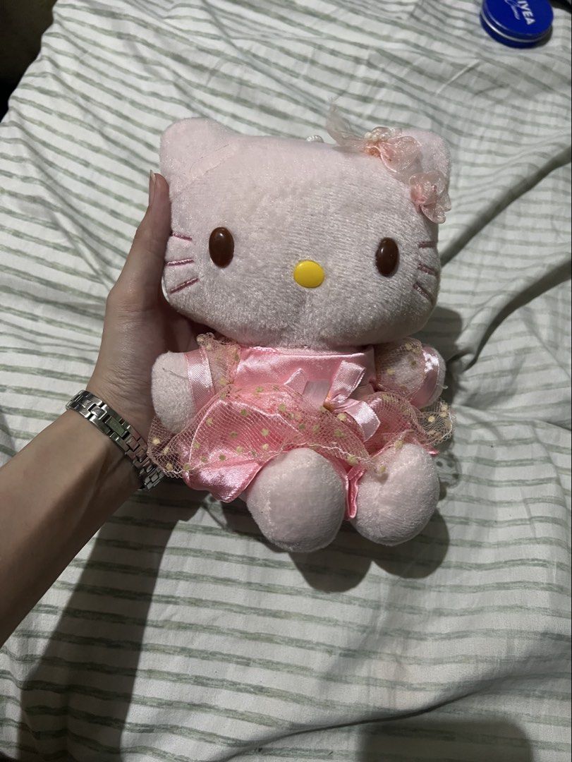 Pink Hello Kitty Toys (Category: Kids Toys) located in Manila. Submitted by erickalago (Listing ID 1460488912, Image 1). Description: loc: Manila.