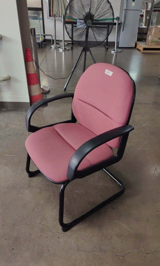 Pink Office Chair (2nd hand) (Category: Chairs) located in Quezon City. Submitted by atgeremias313 (Listing ID 1460368011, Image 3). Description: Office Chair Pink‼️ *steady *fabric *pink 900 only‼️ 0985-887-8973 313 Quirino Highway, Baesa, QC (Beside Baesa Hotel).