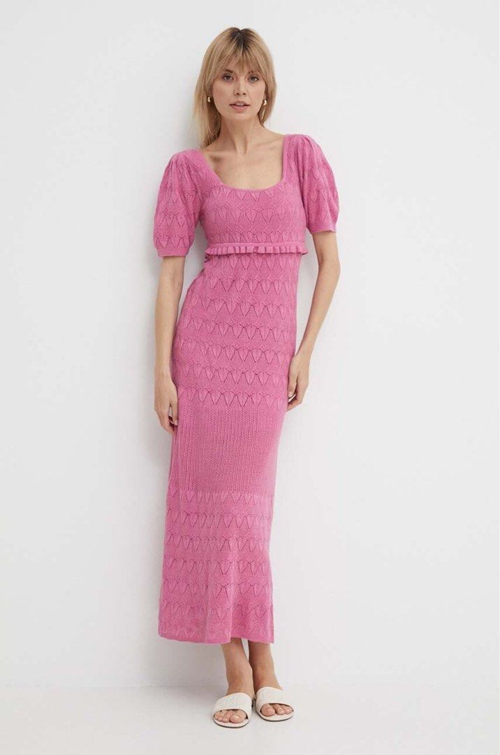 Pink Puff Sleeves Maxi Dress (Category: Dresses) located in Manila. Submitted by declutterwithC (Listing ID 1460387542, Image 1). Description: Nakakaputi and nakakapayat when worn Baby pink in actual Can fit small to large Stretchy.