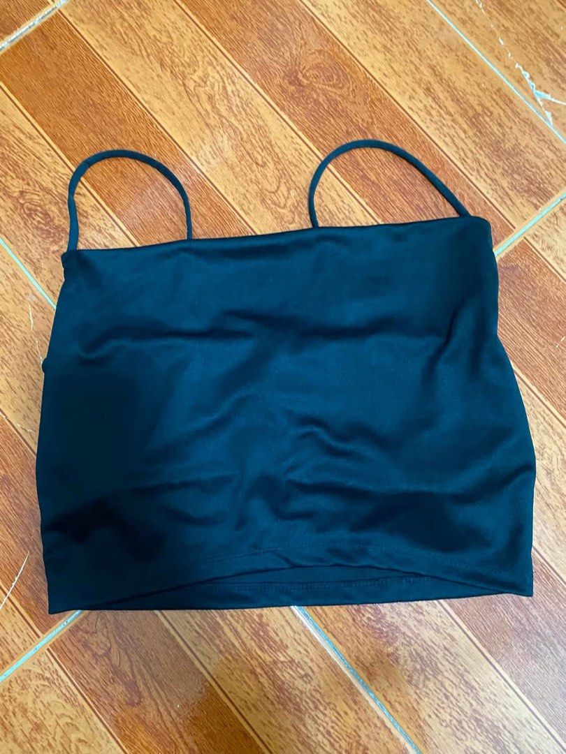 Plains & Prints Black Spaghetti Strap Crop Top (Category: Sleeveless) located in Manila. Submitted by airamef28.closet (Listing ID 1460425708, Image 1). Description: - Brand: Plains & Prints - Style: Spaghetti strap crop top - Size: PH XS (UK 6, US 2) - Features: Simple, versatile, can be dressed up or down - Occasions: Casual outings, layering.