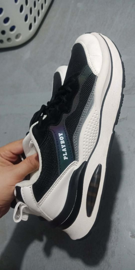 Playboy Physical Sneakers Black White (Category: Sneakers) located in Caloocan City. Submitted by mightyflower.edd5ef (Listing ID 1460453045, Image 3). Description: - Playboy Physical sneakers - Color: Black with white accents - Material: Mesh upper - Features: Reflective details on sides - Closure: Lace-up - Size: 6.5 US / 39 EUR.