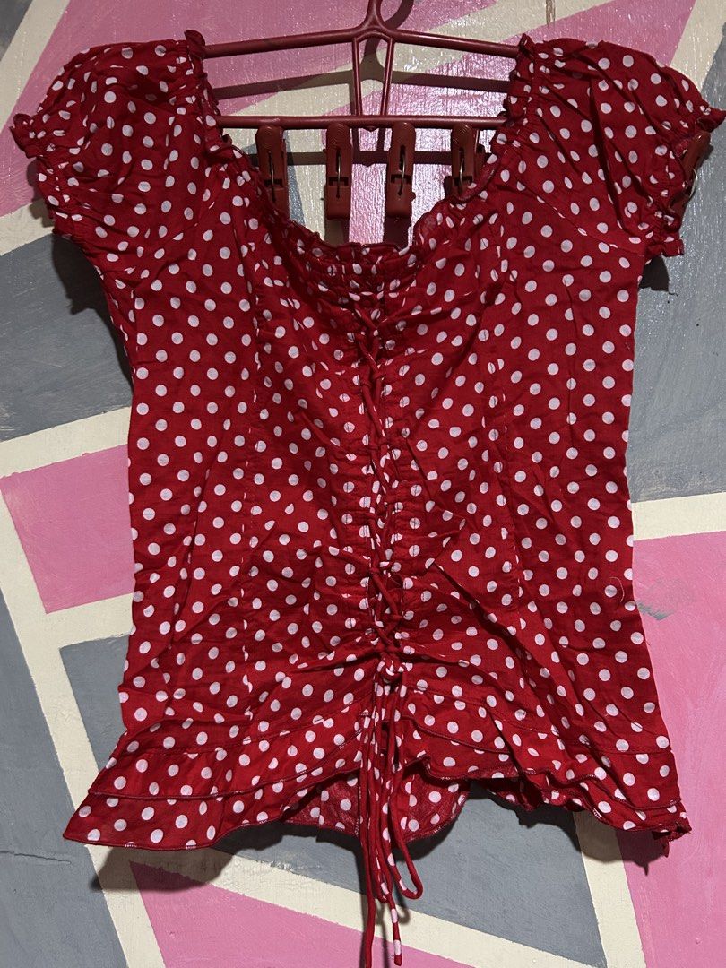 Polka dots Red top (Category: Blouses) located in Manila. Submitted by prlvdbypau (Listing ID 1460398498, Image 2). Description: S-XL Payment 1st Gcash, maya, maribank.