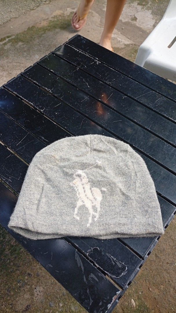 Polo Ralph Lauren Beanie Hat (Category: Caps & Hats) located in Manila. Submitted by lilsintenel (Listing ID 1460421222, Image 1). Description: - Grey Polo Ralph Lauren Beanie - Features the classic polo player logo - Made with wool and polyester lining - Excellent for keeping warm.
