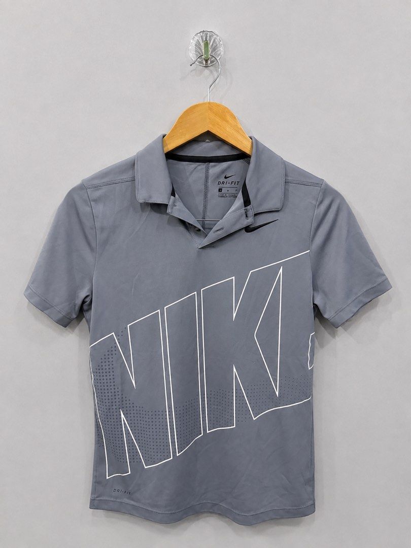 Polo top (Category: Others Tops) located in Quezon City. Submitted by mhanelski (Listing ID 1460363807, Image 1). Description: Nike polo top pang golf.