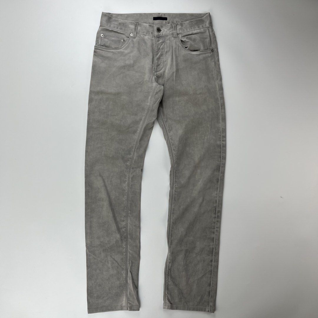 PRADA PANTS✨ (Category: Luxury Apparel) located in Iloilo. Submitted by anonymous_ph (Listing ID 1460349837, Image 1). Description: PRADA PANTS✨ DETAILS POSTED! -WAISTLINE 30 -LENGTH 40 -LEG OPENING 7 CR:9.5/10 (EXCELLENT / NO FLAW) -AUTHENTIC DM IF INTERESTED 📩.