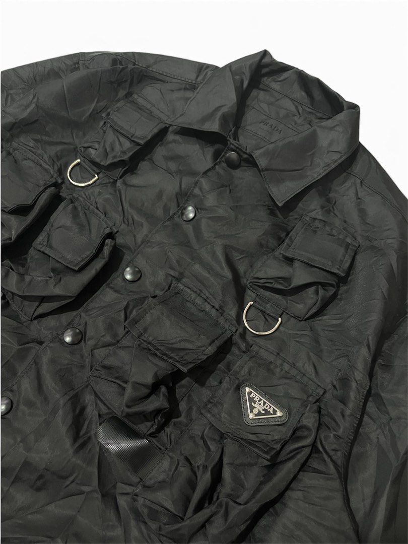 Prada Re-nylon (Category: Coats, Jackets and Outerwear) located in Cagayan de Oro. Submitted by charlessober (Listing ID 1460368436, Image 1). Description: As new condition Off/legit para safe.