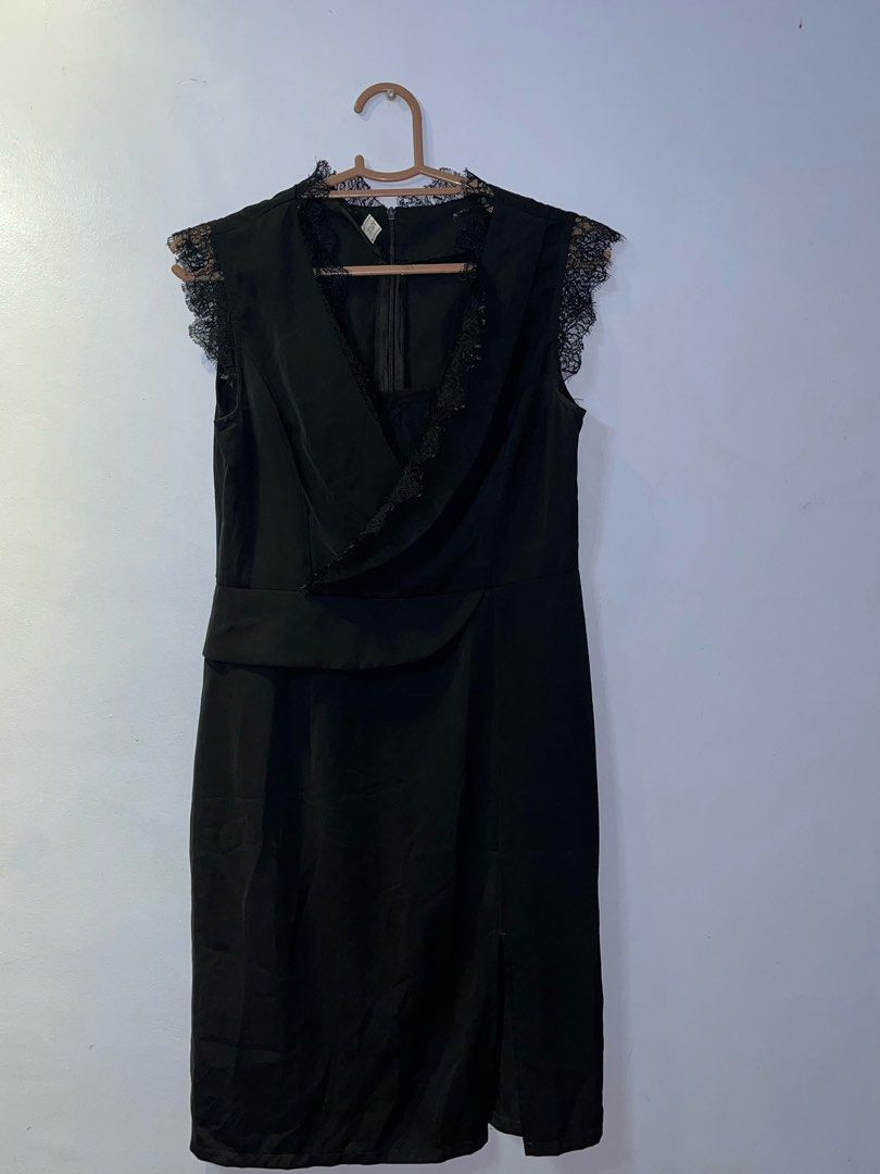 Preloved Dresses – ₱150 Each (Category: Dresses) located in Tanauan. Submitted by minetoyours.cor (Listing ID 1460436106, Image 1). Description: Decluttering some of my preloved dresses! ₱100 EACH ONLY! 🛍️✨ ✨ Preloved but still wearable ✨ Actual photos posted — what you see is what you get ✨ Perfect for casual days, dates, events & everyday OOTD 📌 ₱150 per dress 📌 Shipping fee will be shouldered by the buyer 📌 Please check the photos carefull