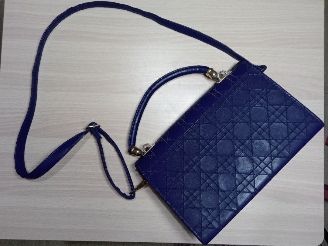 [PRELOVED] Blue Quilted Handbag with Removable Shoulder Strap (Category: Shoulder Bags) located in San Fernando. Submitted by _luxielleph (Listing ID 1460489769, Image 2). Description: ✅️Comfortable top handle ✅️Detachable shoulder strap for versatility ✅️ Secure magnetic flap closure ✅️Handy interior zippered pocket ✅️ All zipper working *** Has signs of usage..