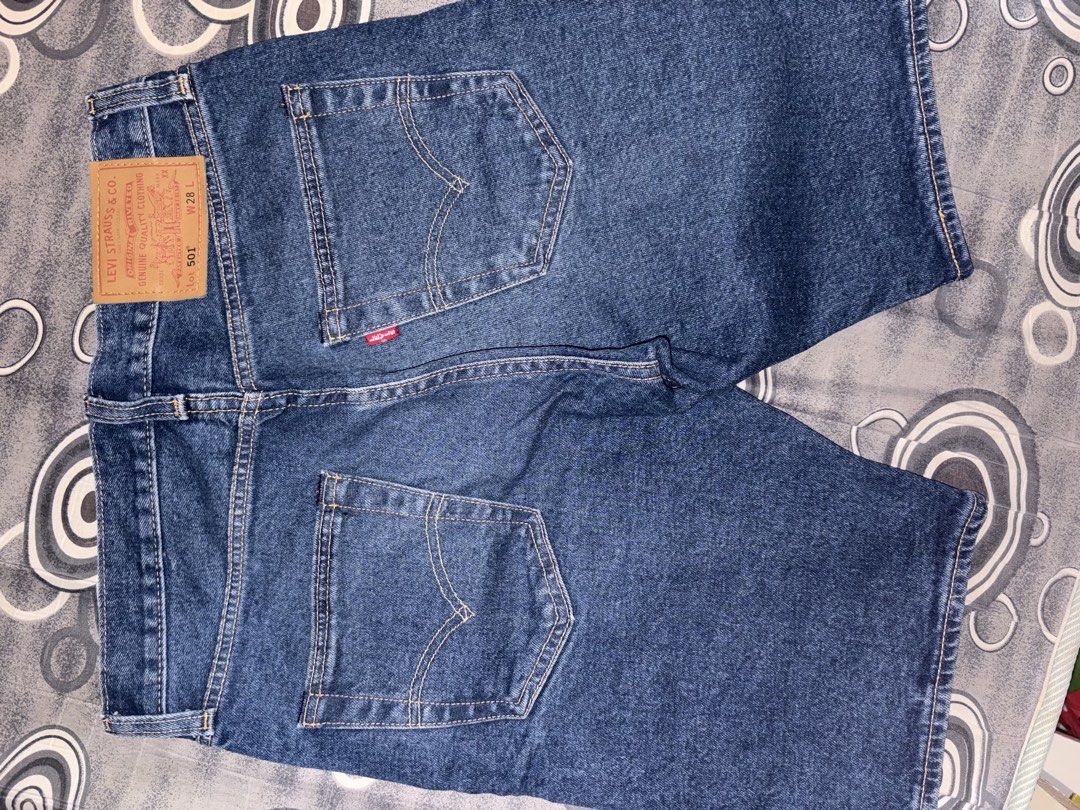 Preloved Levi’s 501 Regular Men Shorts (Category: Shorts) located in Tagbilaran City. Submitted by fragmentationer (Listing ID 1460436351, Image 2). Description: Authentic Levi’s 501 Shorts. 100% Cotton. Worn Once. Near mint condition. .