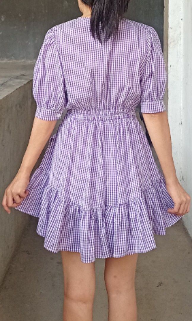 Premium checkered jumpshort (Category: Jumpsuits) located in Davao. Submitted by kannikasok1987 (Listing ID 1460387718, Image 3). Description: Wd side pocket Bust 38 Waist 26-36 (garterize) L 32.5 mall quality.