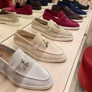 (Category: ) located in . Submitted by lizredclosetph (Listing ID 1460500391, Image 1). Description: .