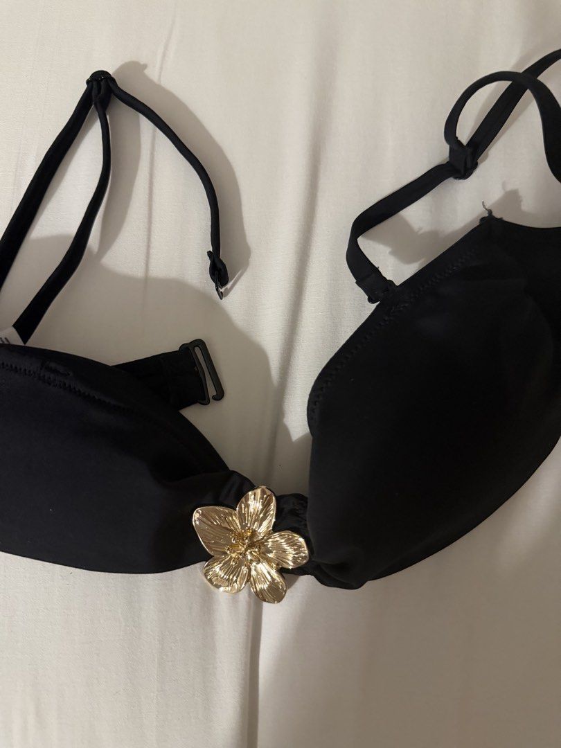 Primark Bikini (Category: Bikinis & Swimsuits) located in Makati City. Submitted by florencedoll (Listing ID 1460500453, Image 2). Description: Fits until S.