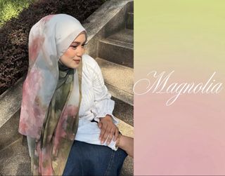 (Category: ) located in . Submitted by shira.preloved (Listing ID 1460463028, Image 1). Description: .