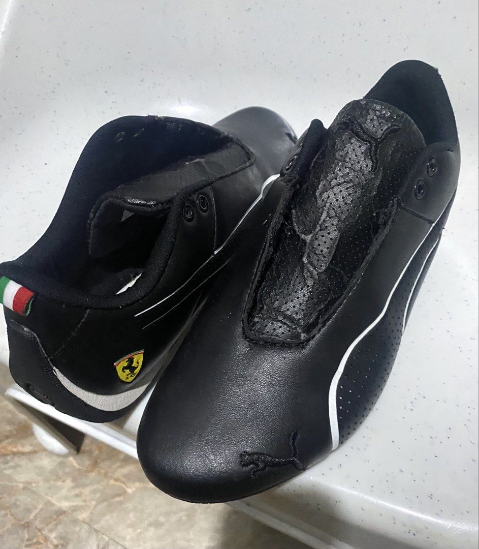 Puma Ferrari Drift Cat 8 Black Shoes (Category: Sneakers) located in Manila. Submitted by aj_vergaraa (Listing ID 1460425232, Image 3). Description: ‼️CAN ADD FREEBIE FROM MY PROFILE‼️ - Black Puma Ferrari Drift Cat 8 Shoes - Size: 7.5 US / 38 EUR / 24 CM - Pasabuy from Vietnam last 2024 ‼️ HONEST ISSUE: - Peeling/cracking on the tongue flap cover (see photos). Hindi na halata if nakalagay yung shoelace. - Small tear/wear mark along the inner edg