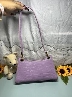 (Category: ) located in . Submitted by sakurumifinds2809 (Listing ID 1460351904, Image 1). Description: .