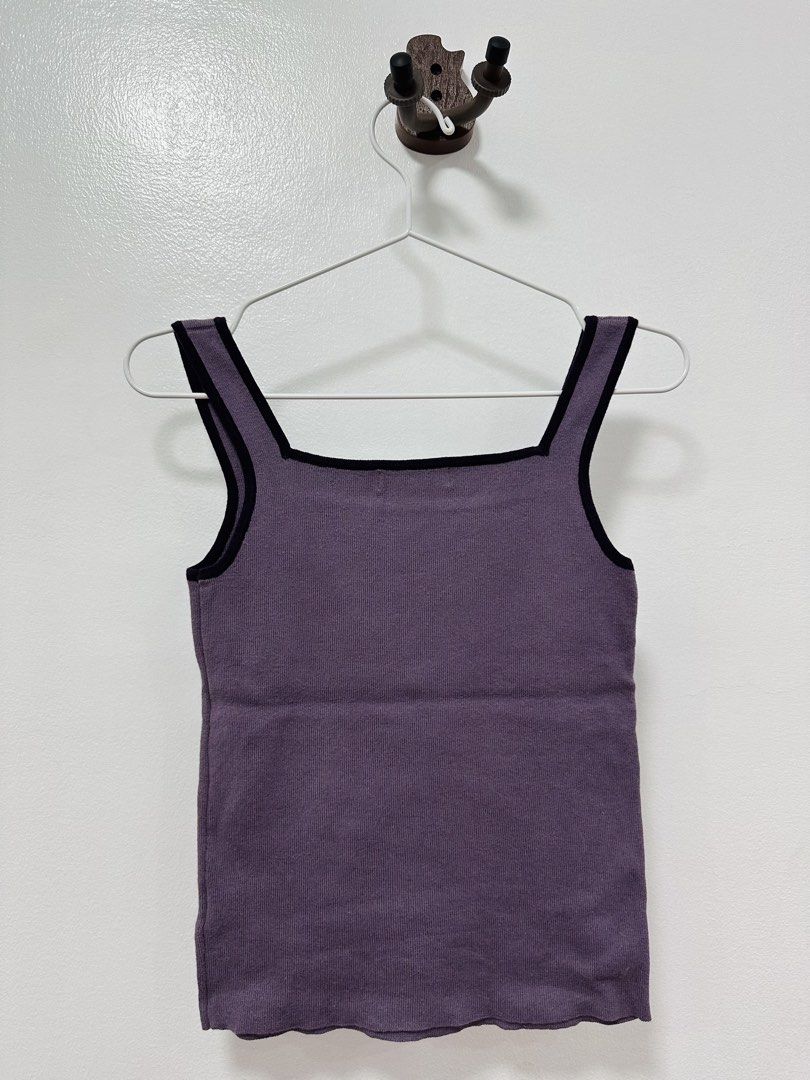 Purple Tank Top (Category: Sleeveless) located in Paranaque City. Submitted by kokoclosets (Listing ID 1460472293, Image 2). Description: Never used😊 Bought in Singapore!.