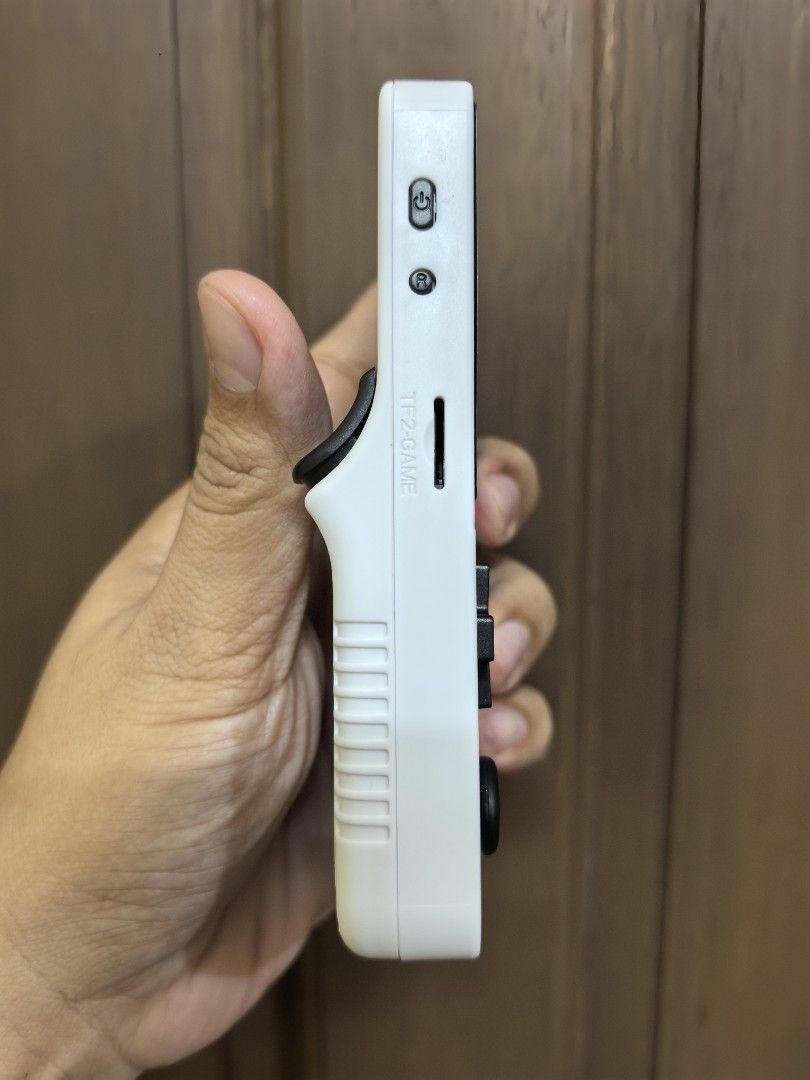R36S Retro game console 15k games (WHITE) (Category: Others) located in Quezon City. Submitted by unboxingtito (Listing ID 1460415258, Image 3). Description: R36S Retro game console -Brand new and unused -64gb -15k games installed. Gagamitin na lang -comes with box and charging cable -also available in Black and Purple color. .