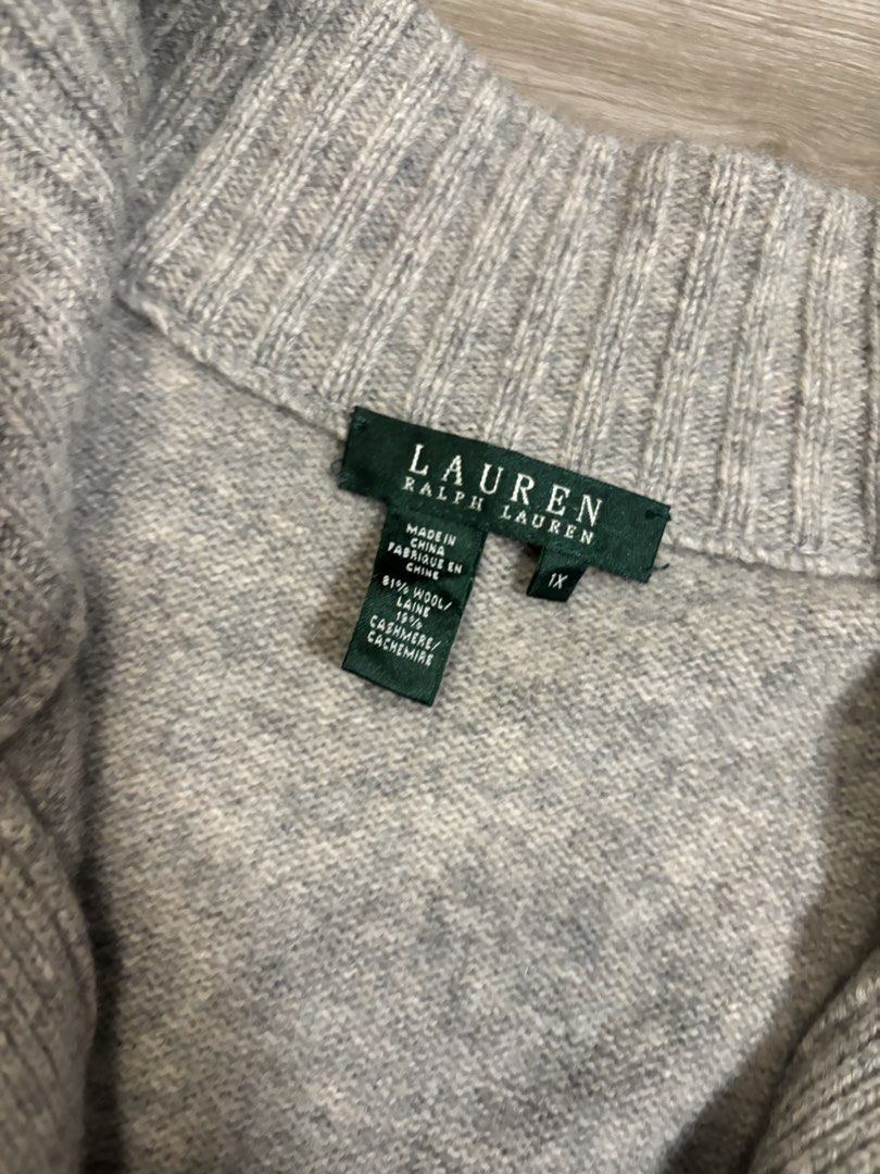 Ralph Lauren (Category: Coats, Jackets and Outerwear) located in Cavite. Submitted by cesxyyylll (Listing ID 1460330363, Image 2). Description: Need wash only .