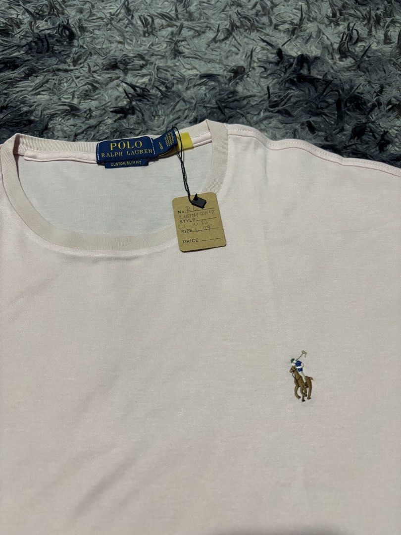 RALPH LAUREN (Category: Activewear) located in Legazpi City. Submitted by thesource052 (Listing ID 1460493924, Image 2). Description: RALPH LAUREN ( LIGHT PINK) GOLD TAG COSTUM FIT STRETCH LARGE:21-22” Length: 27” Not thrifted. Good as new No issue .