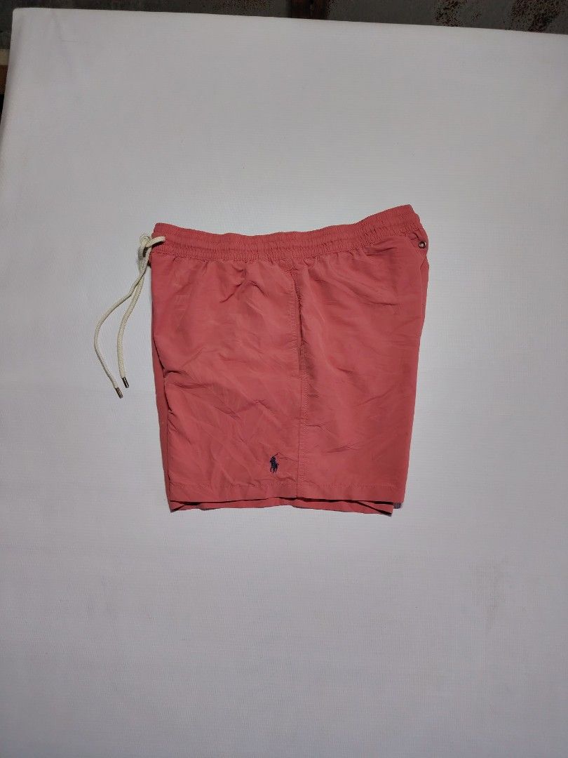 RALPH LAUREN ABOVE THE KNEE SHORT (Category: Swim Trunks & Board Shorts) located in Bislig. Submitted by tuazons21 (Listing ID 1460430009, Image 1). Description: SIZE : LARGE DIMES : 32-34×16 CR : 9.9/10 WASHABLE STAINS EXCELLENT CONDITION.