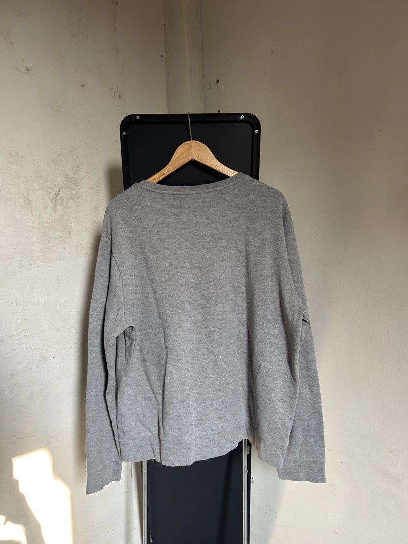 Ralph Lauren sweater (Category: Coats, Jackets and Outerwear) located in Davao. Submitted by master.mnd (Listing ID 1460419126, Image 2). Description: As new No issue Legit/off Extra large.