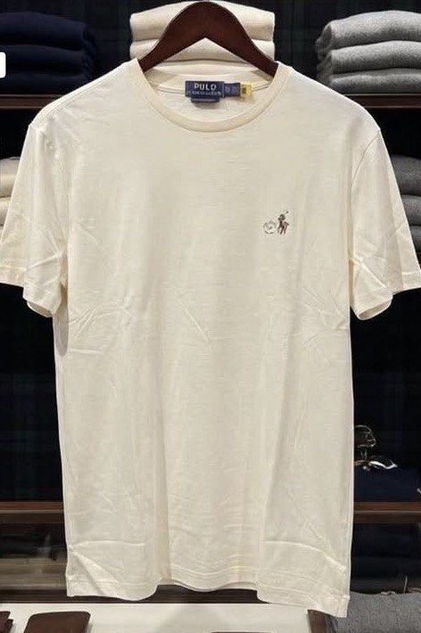 Ralph Lauren T-shirt (Category: Tshirts & Polo Shirts ) located in Manila. Submitted by stopshop26 (Listing ID 1460431468, Image 1). Description: Ralph Lauren T-shirt Custom Slimfit Avail sizes: Small Medium Large XL Brand new and original Onhand and ready to ship.